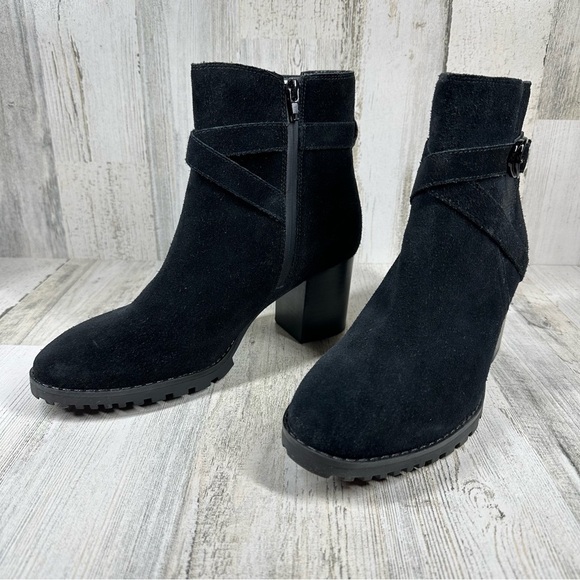 Blondo Tamzin Waterproof Bootie in Black Suede #964 - Picture 2 of 12